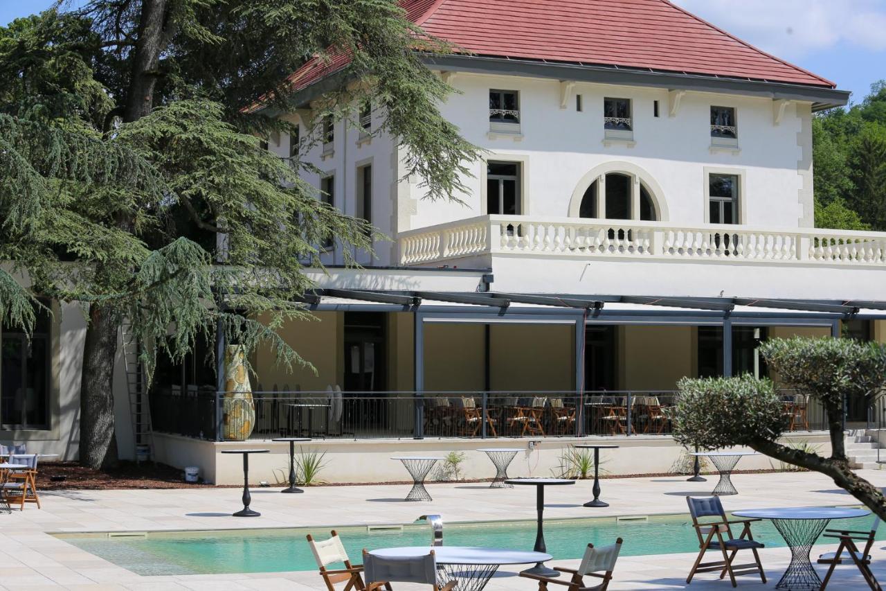Sequoias Golf & Ressort Hotel Ruy-Montceau Exterior foto